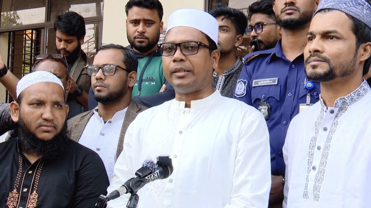 সিলেটে ওসমান হাদির গায়েবানা জানাজা অনুষ্ঠিত