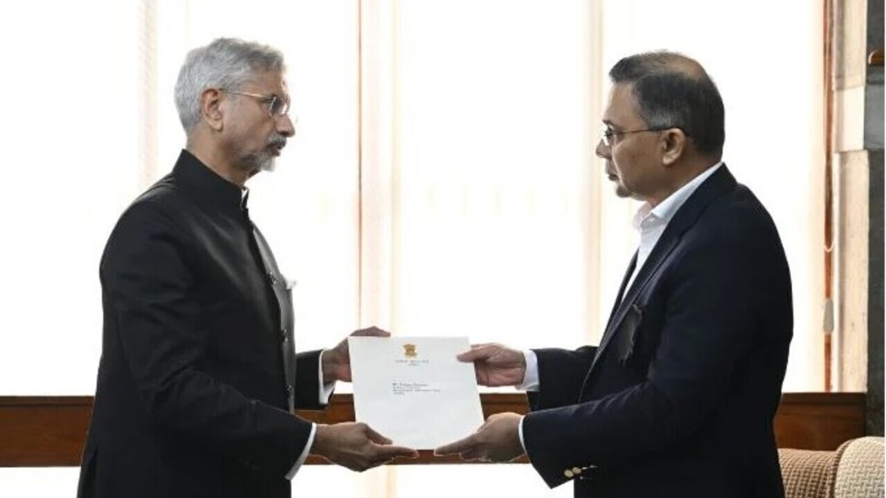 খালেদা জিয়ার আদর্শে ঢাকা-দিল্লি সম্পর্ক এগোবে: জয়শঙ্কর