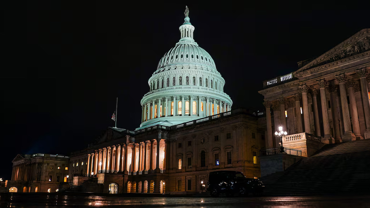 শাটডাউন বন্ধে আমেরিকার সিনেটে বিল পাস