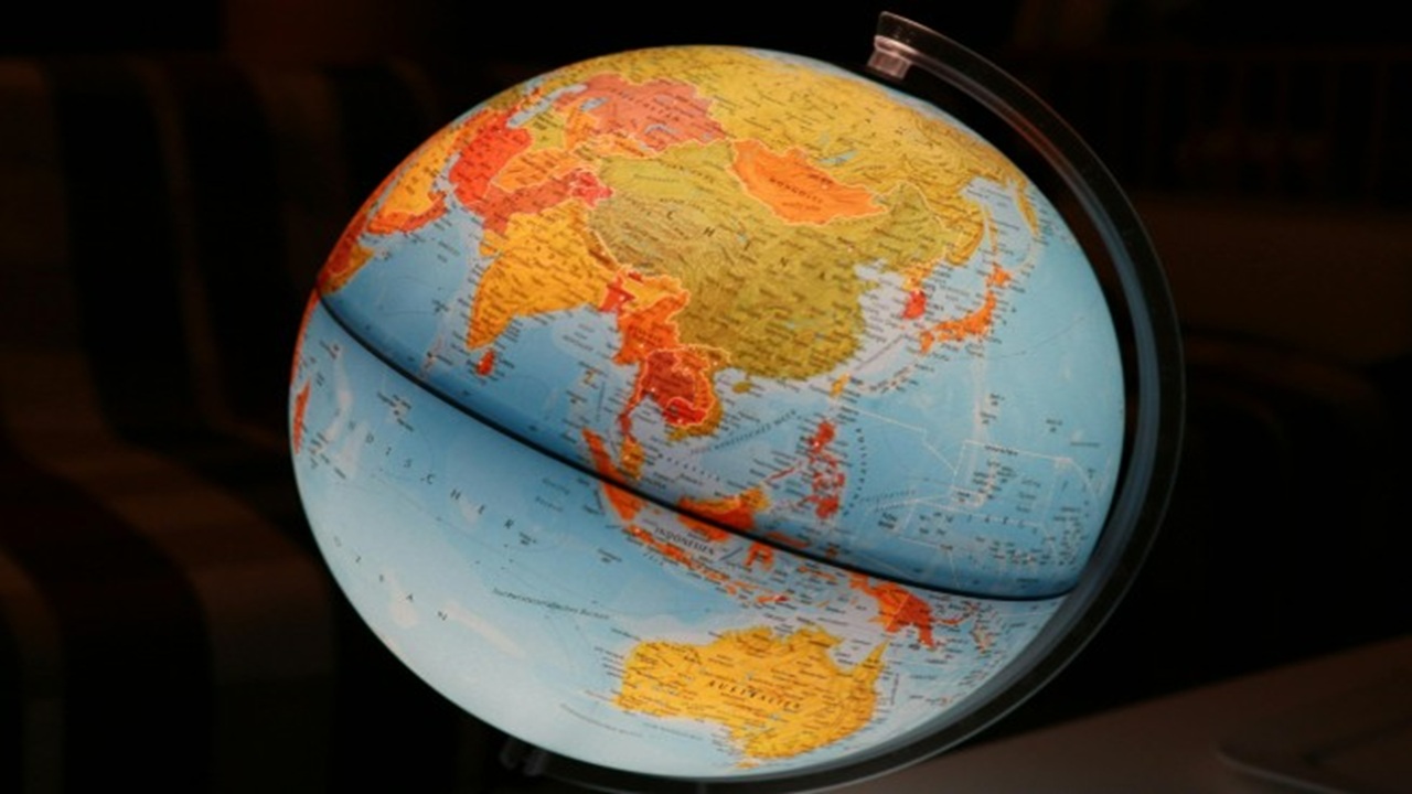 এক দশকে কী কী বিপদে পড়তে পারে বিশ্ব